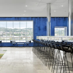 Swiss Re Next, Bar X6 Swiss Re Next, Bar X6